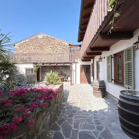 Rural Family Escape Tatil Evi *