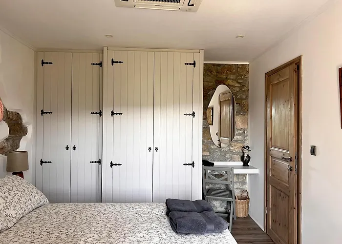 Rural Family Escape 维帕瓦